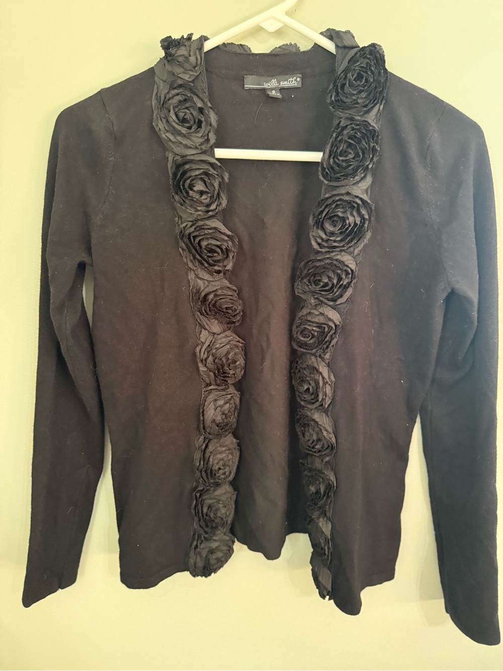Willi Smith Black Rose-Trim Cardigan